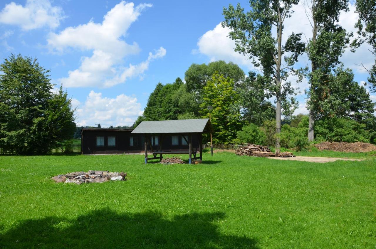 Teichcamp Hostel Grosshartmannsdorf Buitenkant foto
